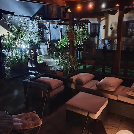 Alojamento de Acomodação e Pequeno-almoço Le Casite 3*